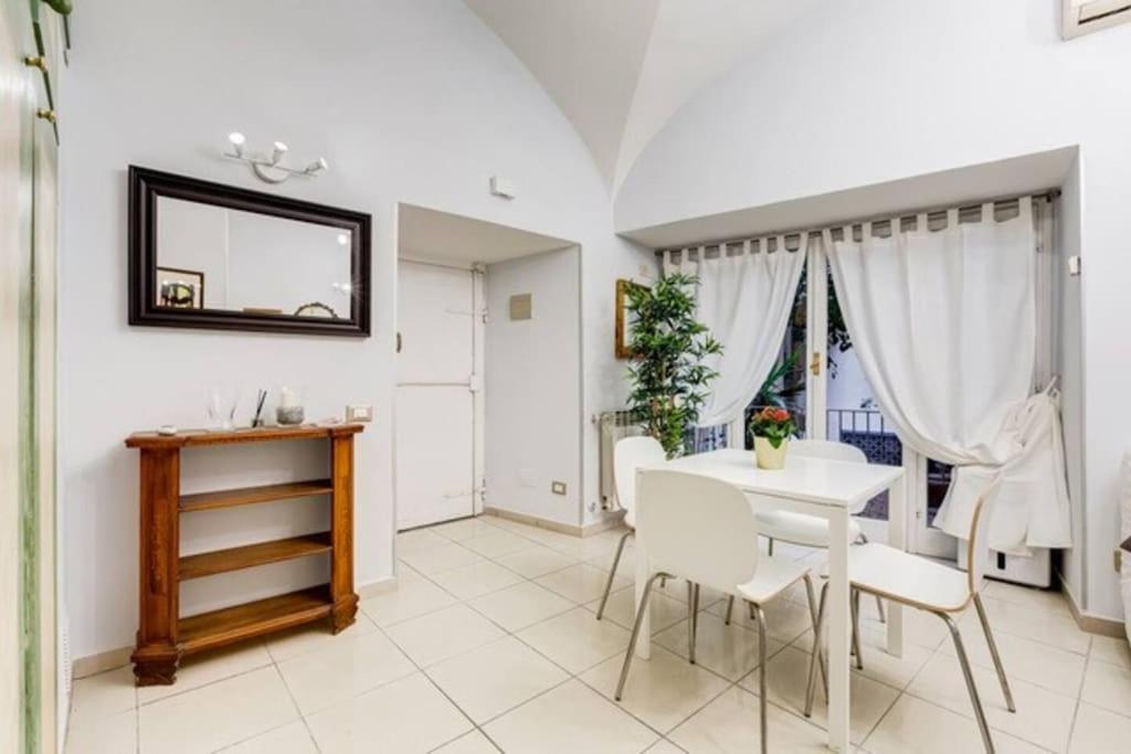 Al Ghetto Da Sarah Appartement Rome Buitenkant foto